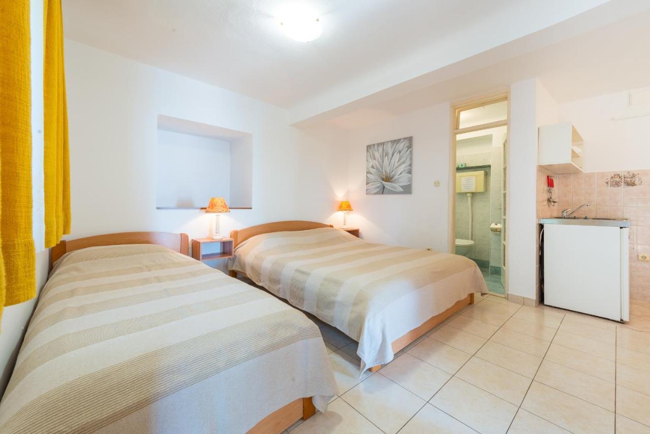 Villa Carmen Rooms & Apartments Mlini Kültér fotó